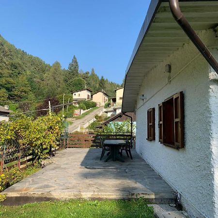 Villetta Nel Verde Villa Sondrio Buitenkant foto